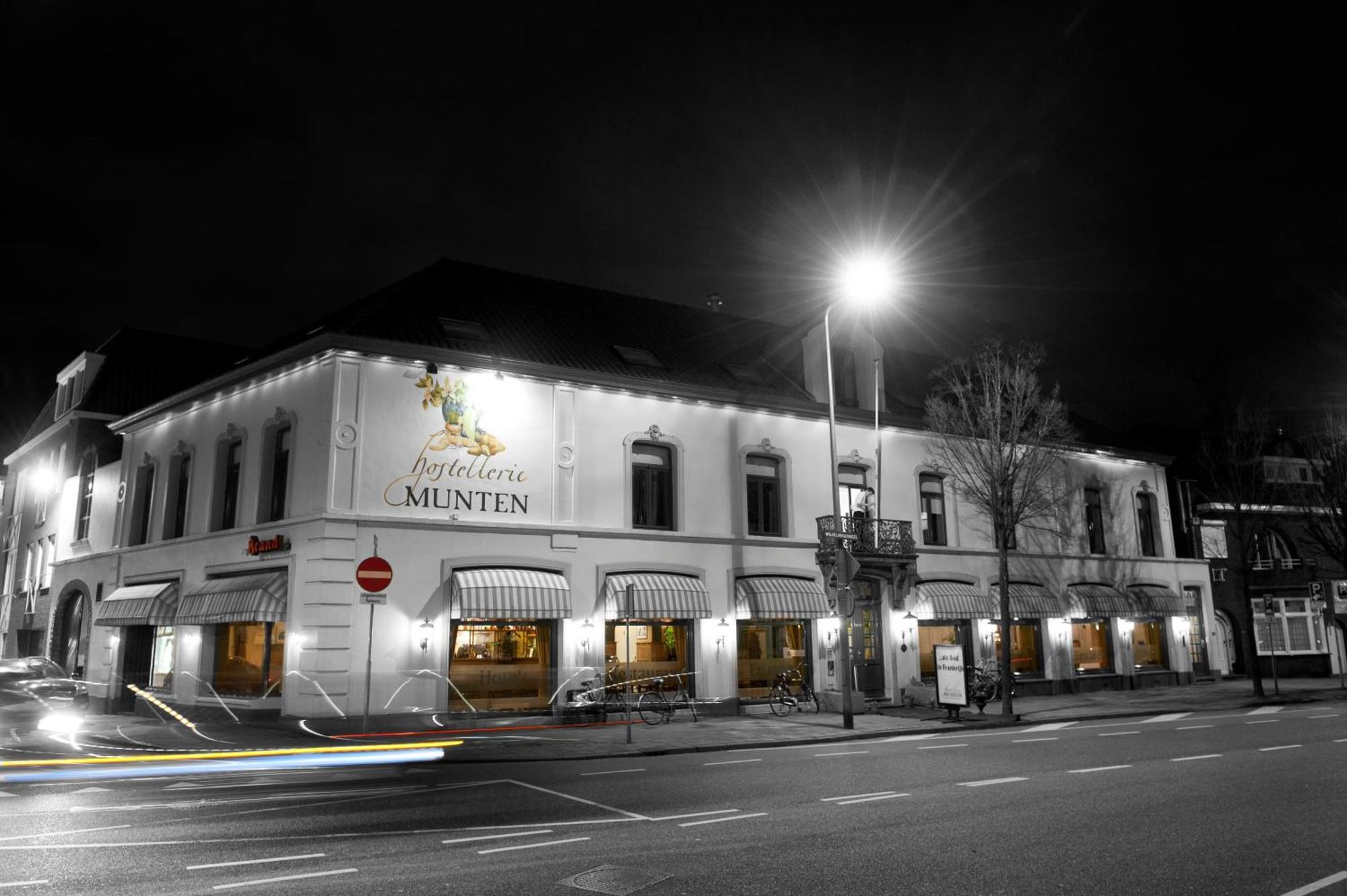 Hotel Munten Weert Exterior photo
